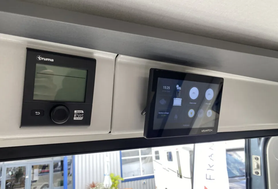 Pilote Premium V540G 2023