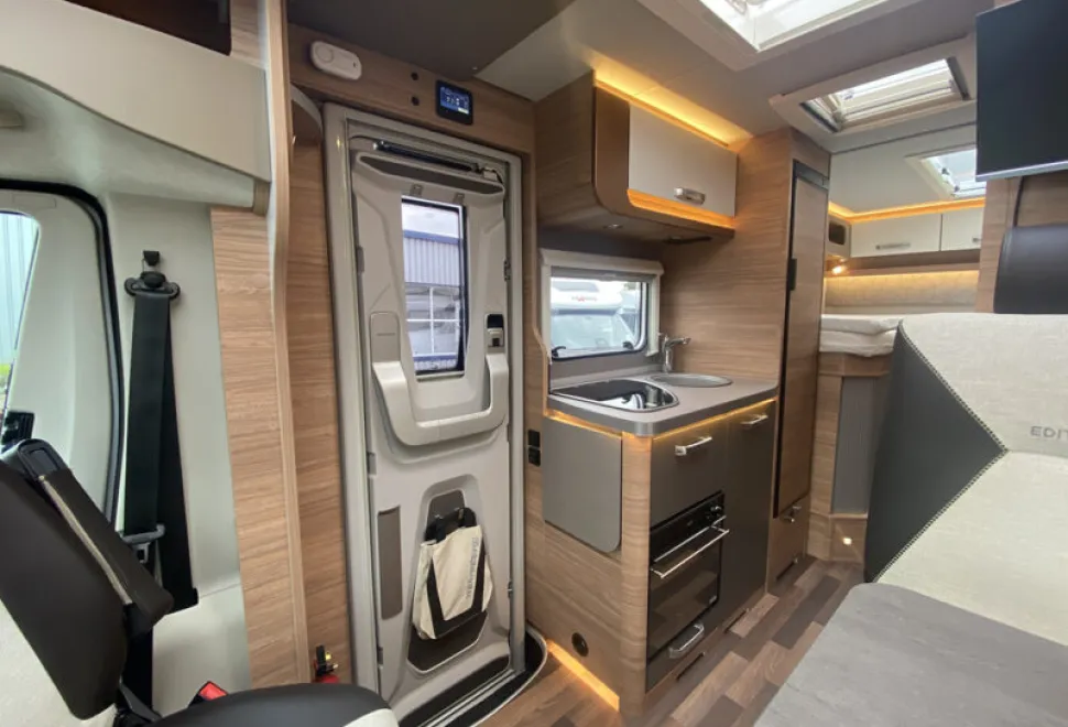 Weinsberg CaraCompact Edition 600 MEG [PEPPER] 2023