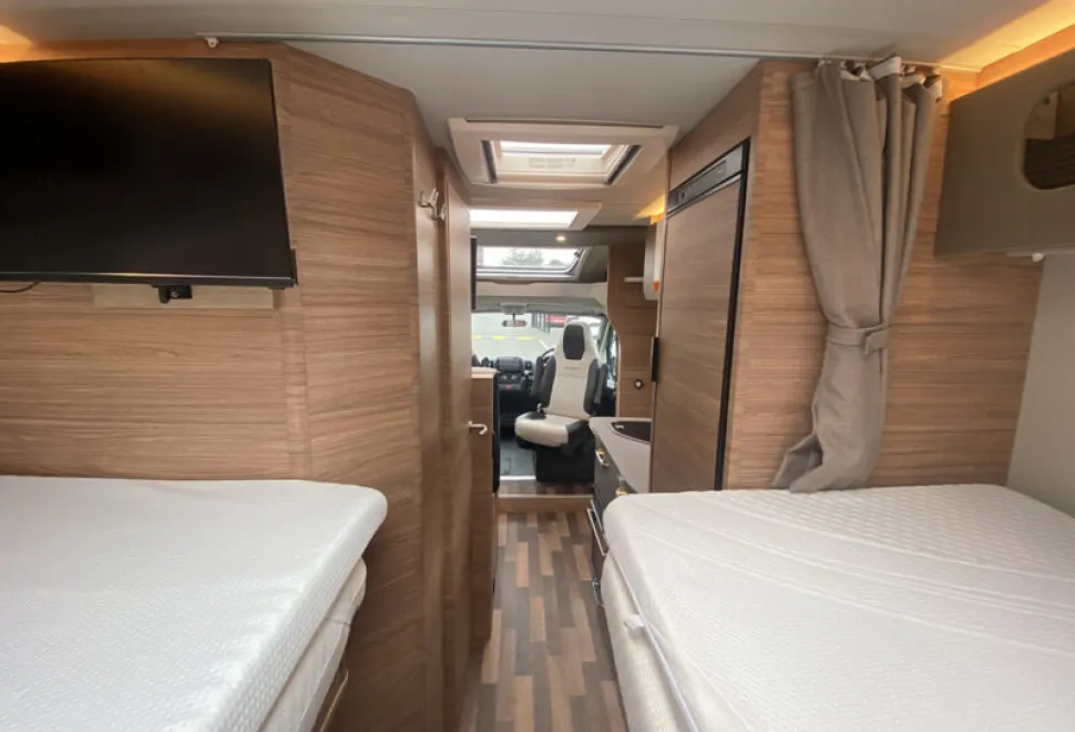 Weinsberg CaraCompact Edition 600 MEG [PEPPER] 2023