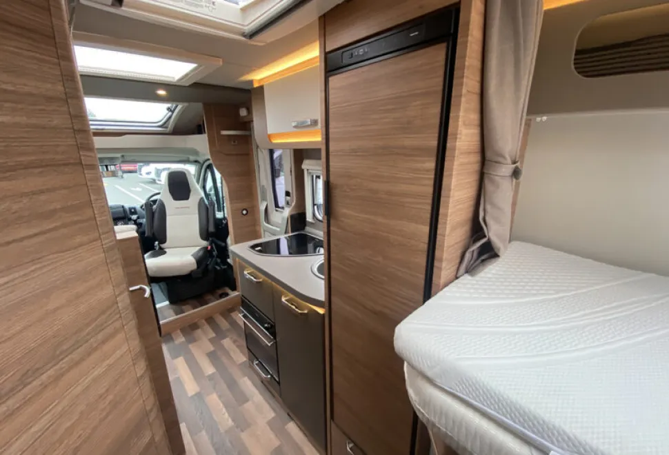 Weinsberg CaraCompact Edition 600 MEG [PEPPER] 2023