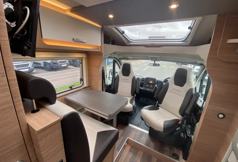 Weinsberg CaraCompact Edition 600 MEG [PEPPER] 2023
