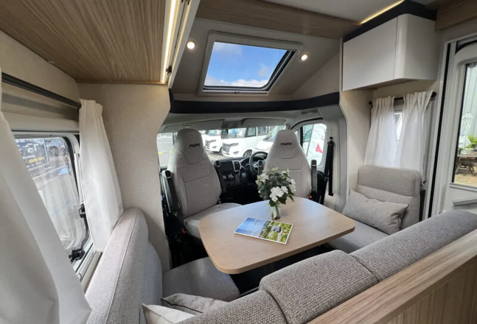 Pilote Expression P690 GJ 2026