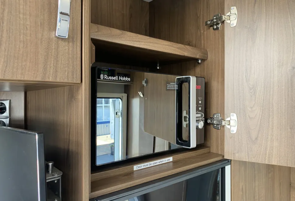 Frankia F-Line I 740 Plus 2023