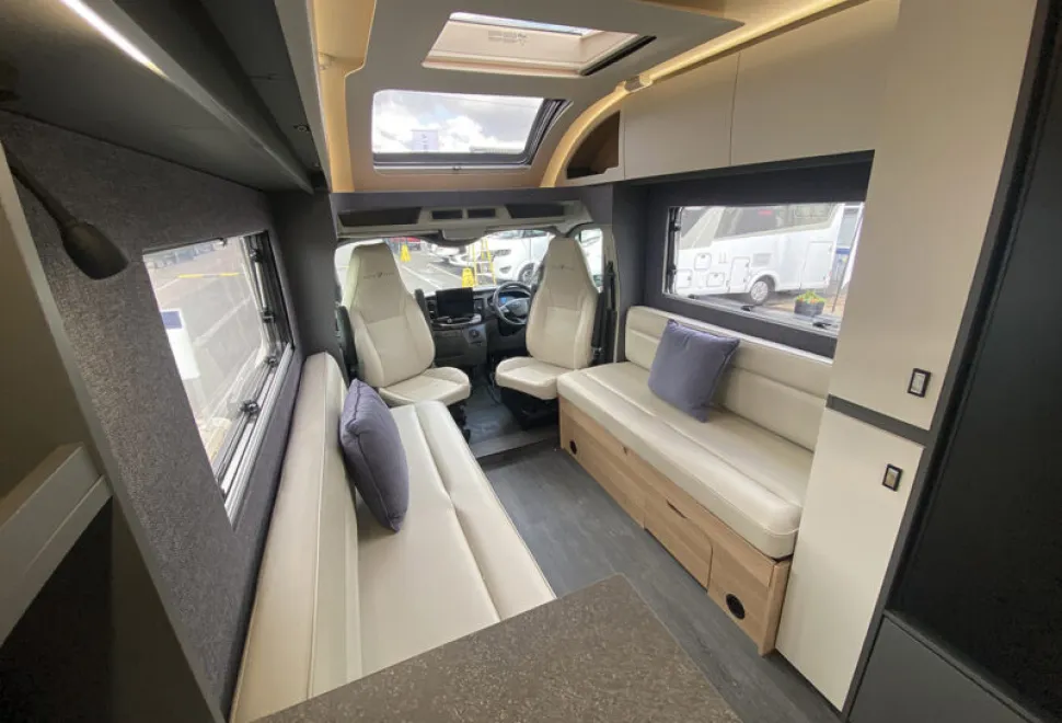 Auto-Trail Excel 620S 2025