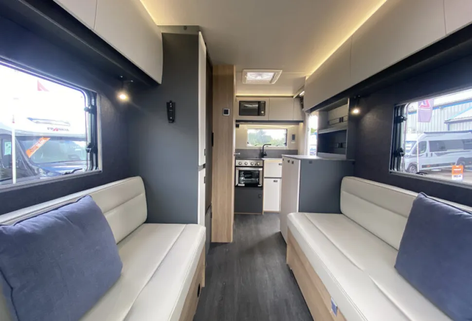 Auto-Trail Excel 620S 2025