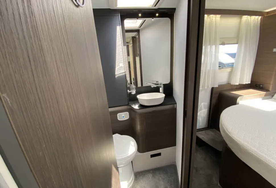 Adria Matrix Supreme 670 SC 2024