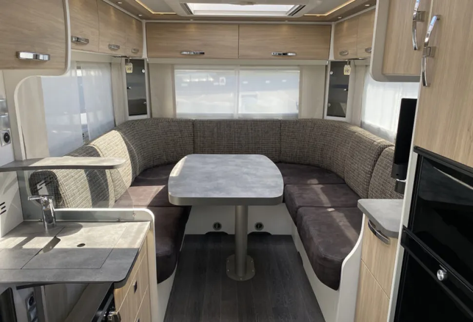 Frankia F-Line I 740 Plus 2024