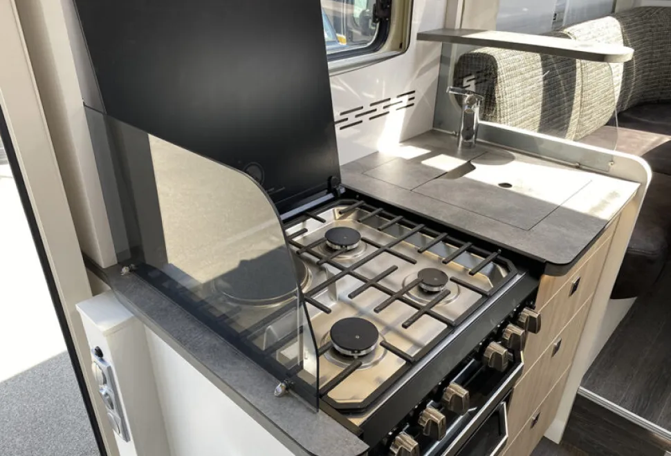 Frankia F-Line I 740 Plus 2024