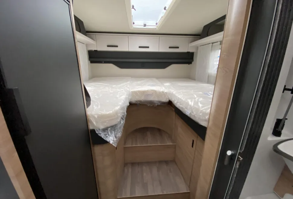 Knaus Live Ti Platinum Selection 650 MEG 2026