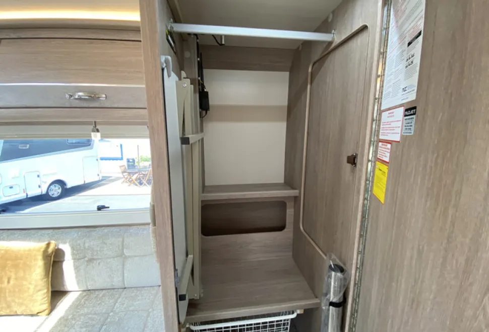 Auto-Sleepers Broadway EK TB LP  2026