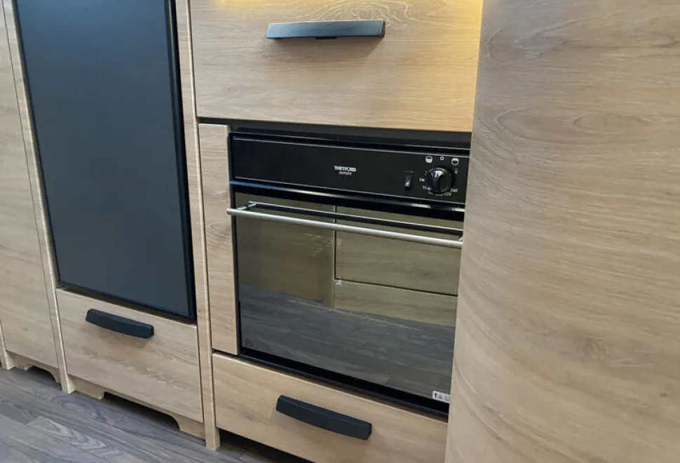 Knaus Live Ti Platinum Selection 700 MEG 2026