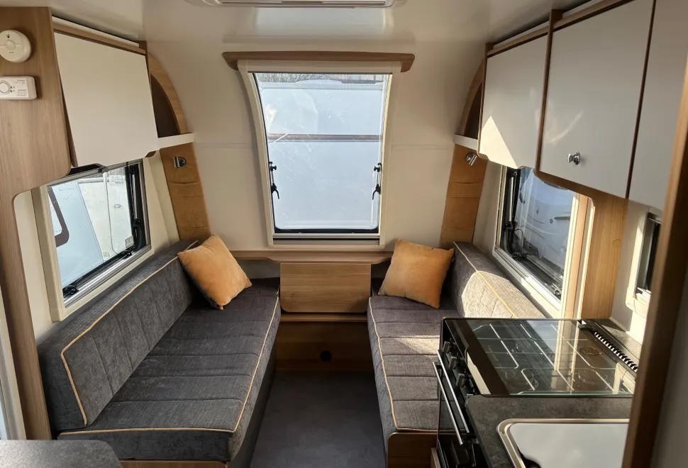 Bailey  Discovery 2021