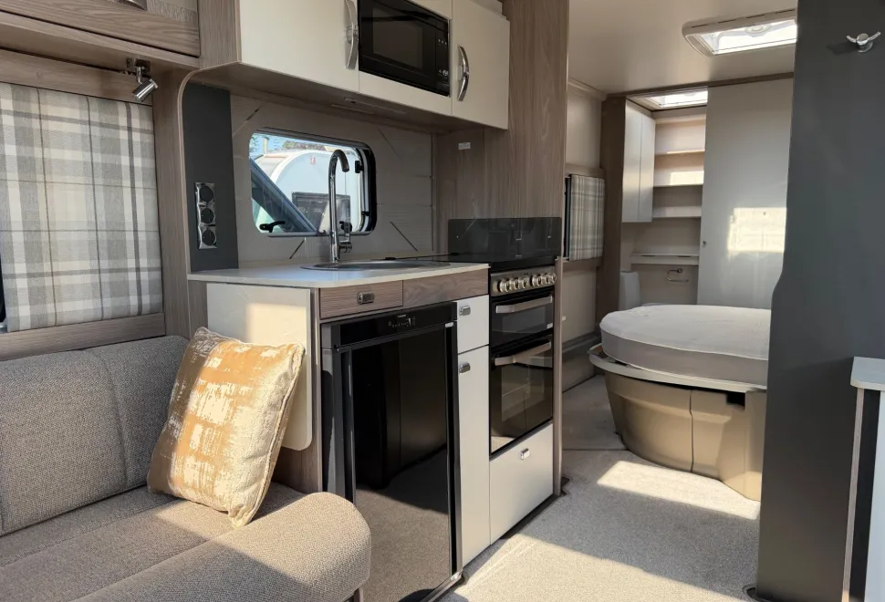 Swift  Challenger SE 2023