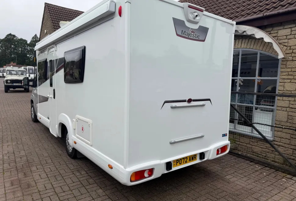 Elddis  Majestic 2022