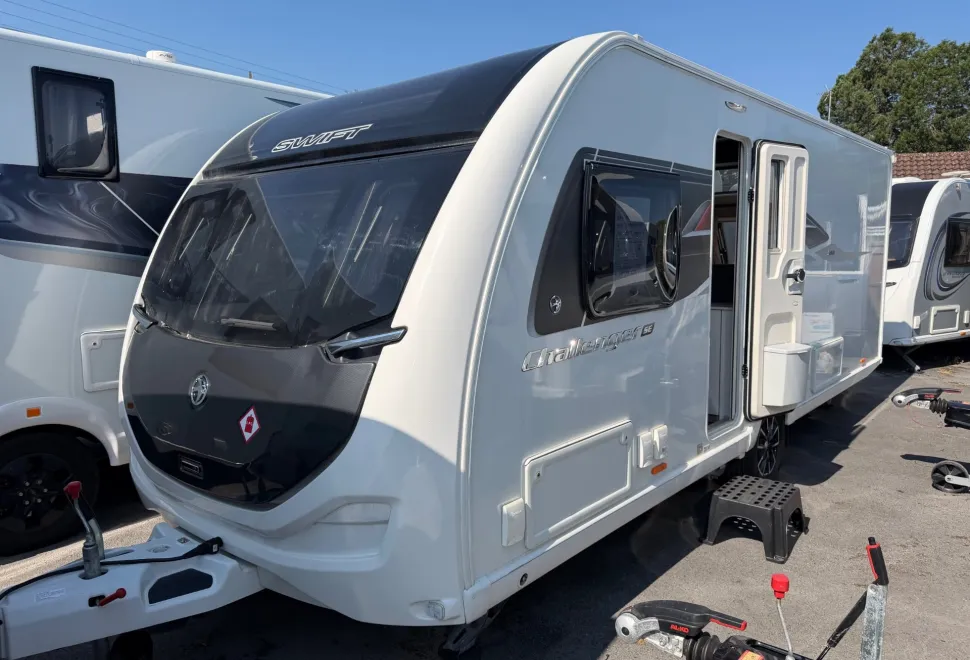 Swift  Challenger SE 2023