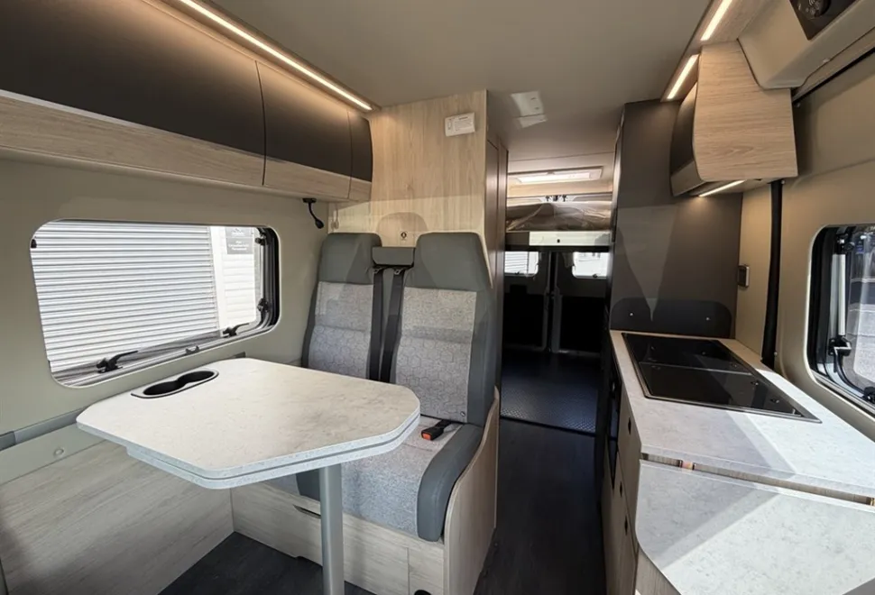 Auto-Trail Expedition 68 XL Flex 2026