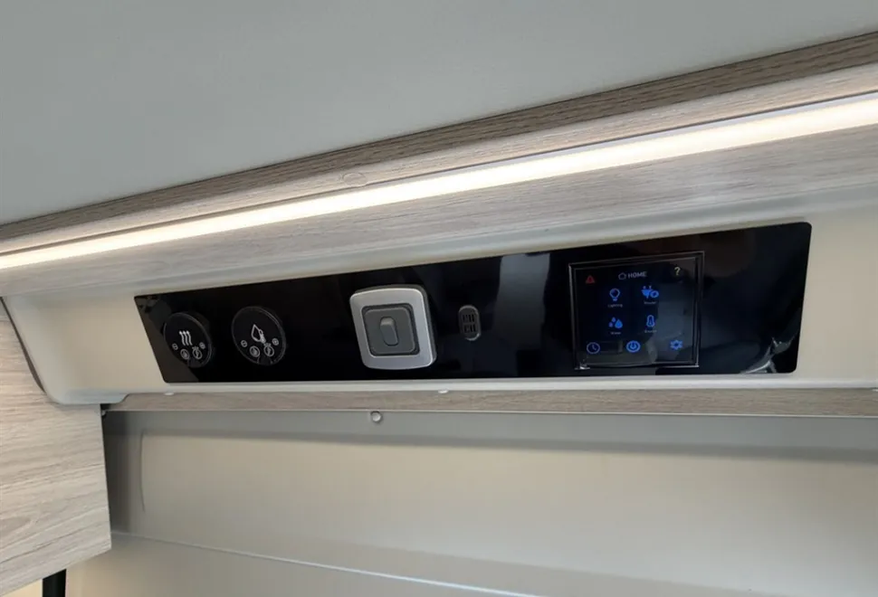 Auto-Trail Expedition 68 XL Flex 2026
