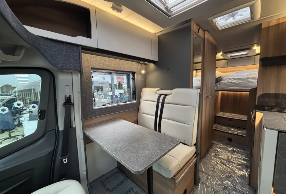 Auto-Trail Excel 690T 2026