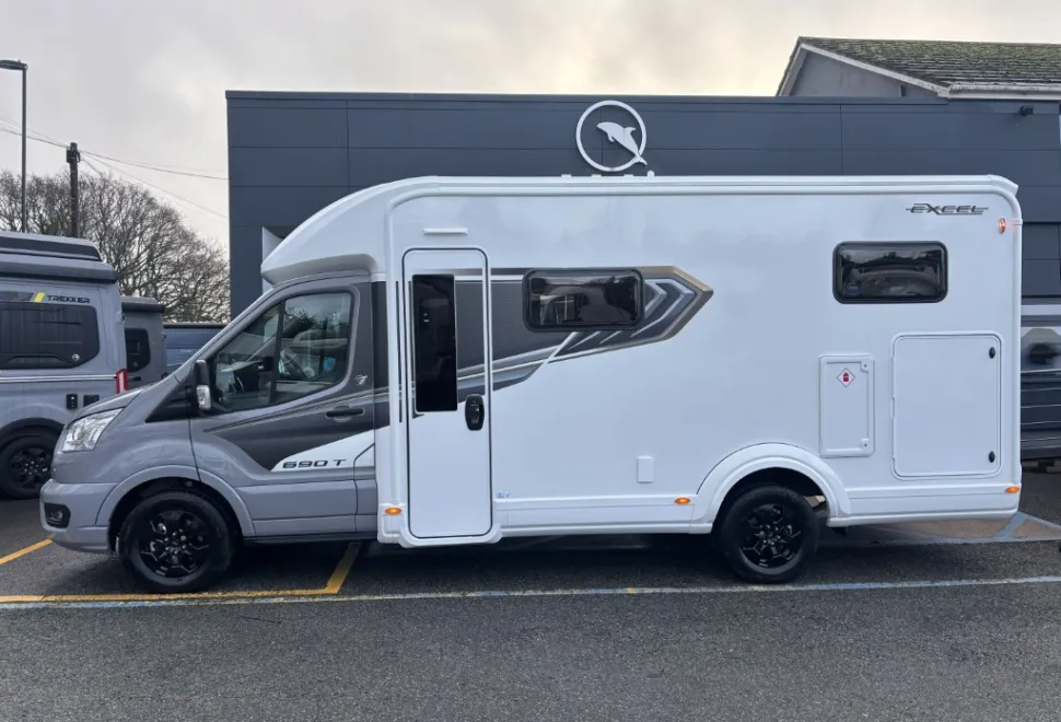 Auto-Trail Excel 690T 2026
