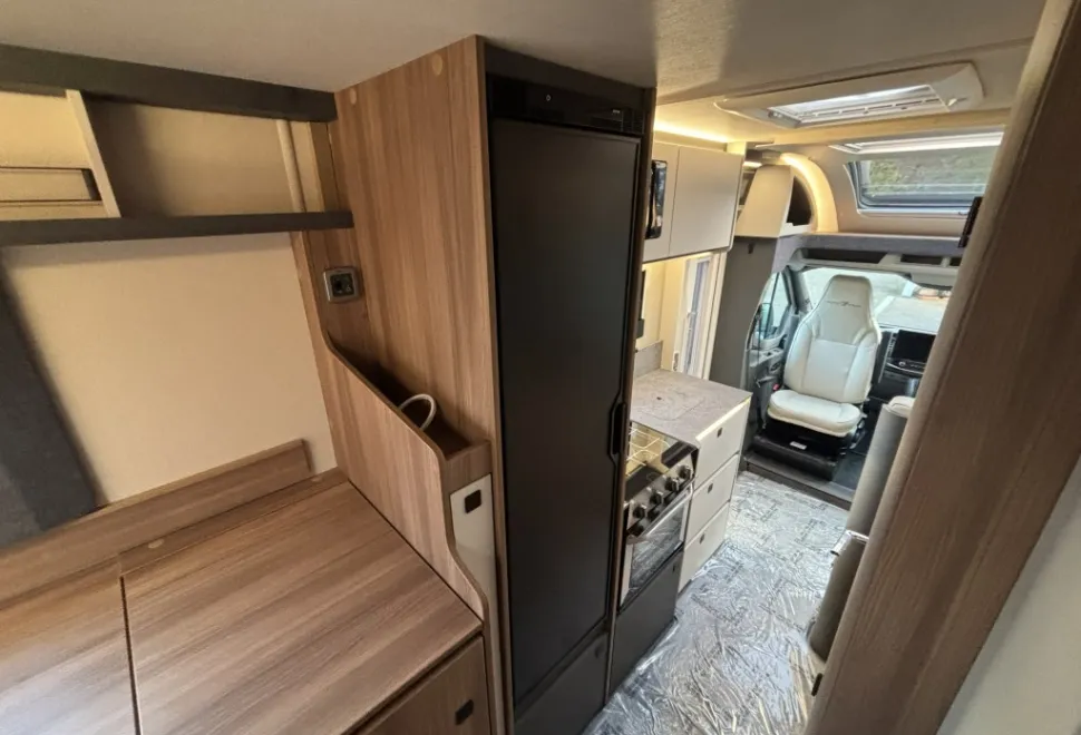 Auto-Trail Excel 690T 2026