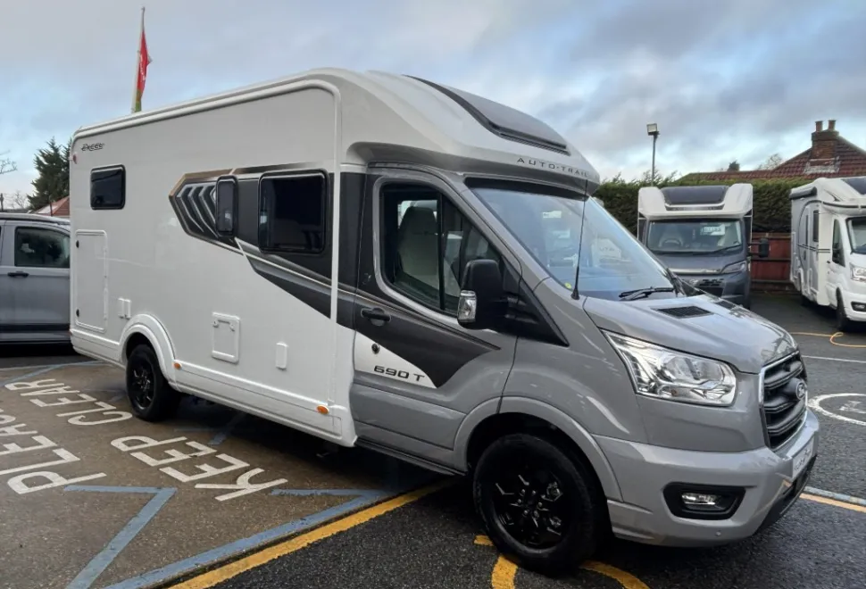 Auto-Trail Excel 690T 2026