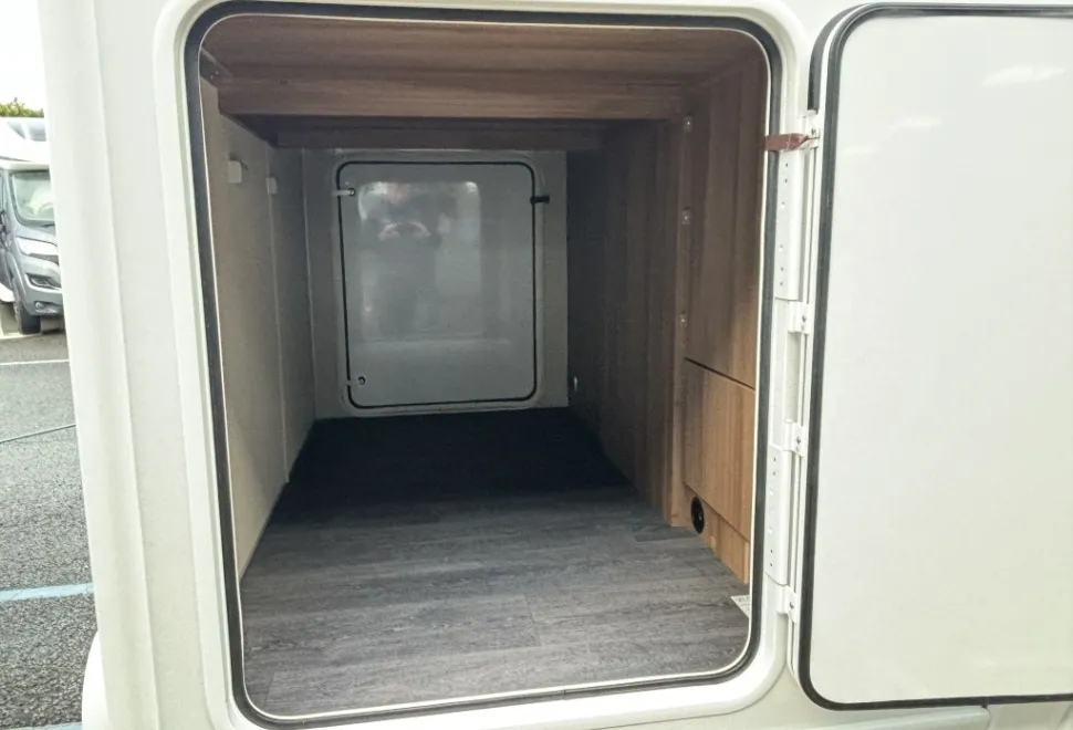Auto-Trail Excel 690T 2026