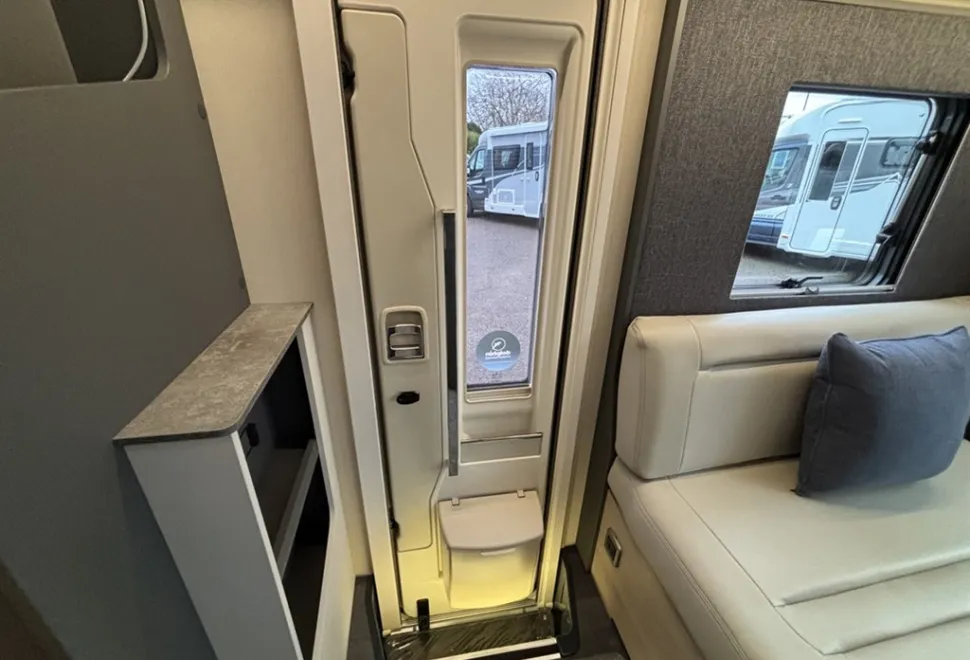 Auto-Trail F-Line F60 2026