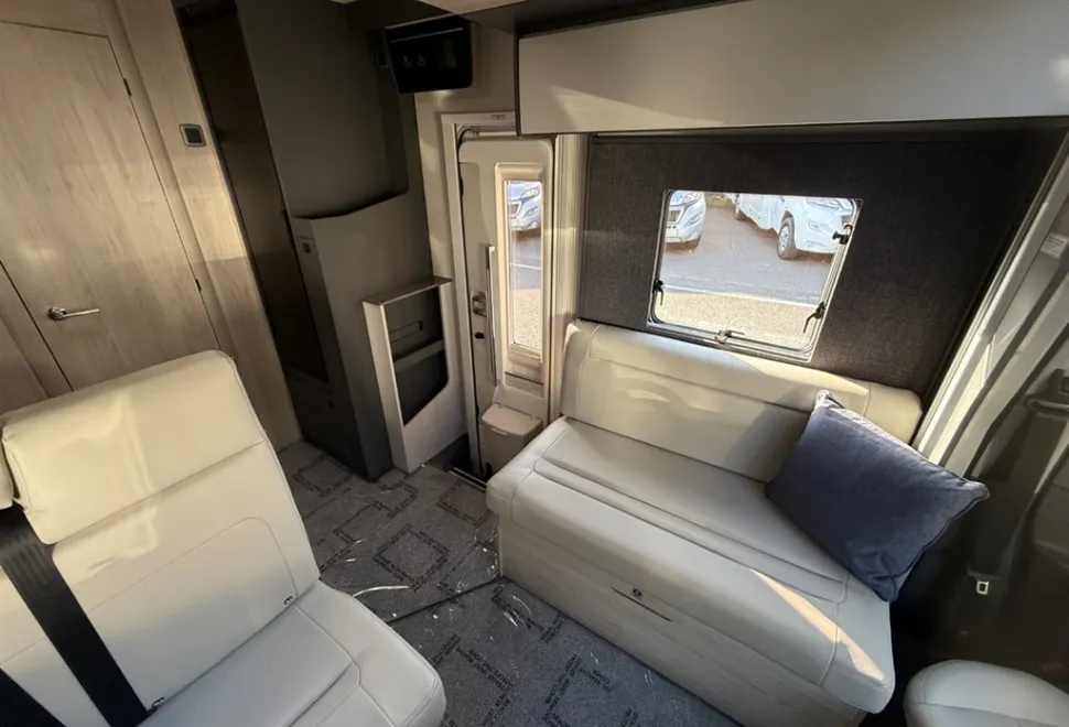 Auto-Trail F-Line F60 2026