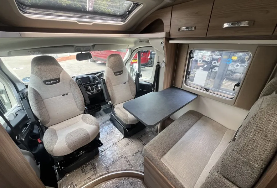 Swift Select Compact 205 2022