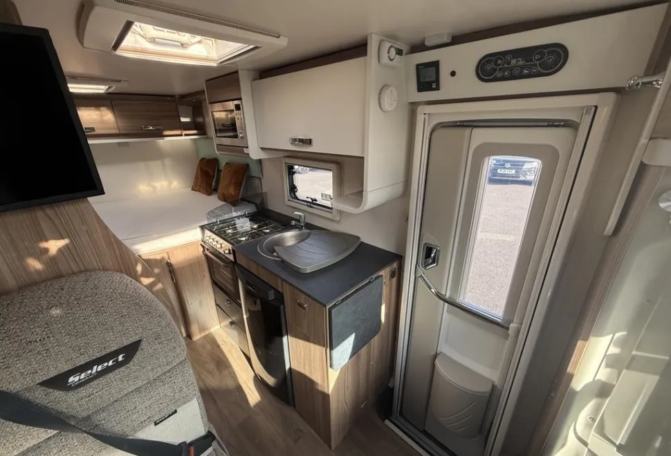 Swift Select Compact 205 2022