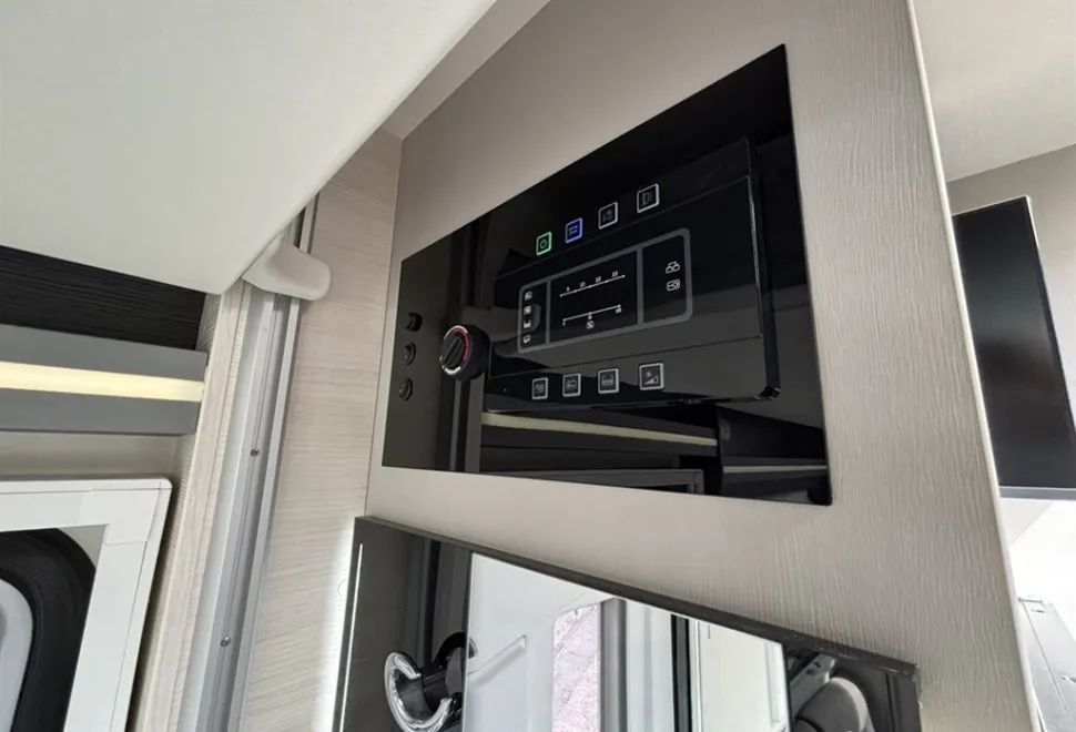 Chausson Titanium 630 Premium 2021