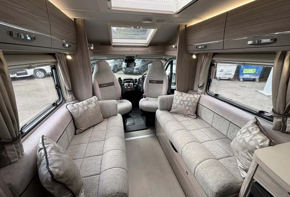 Elddis Prestige 105 2021
