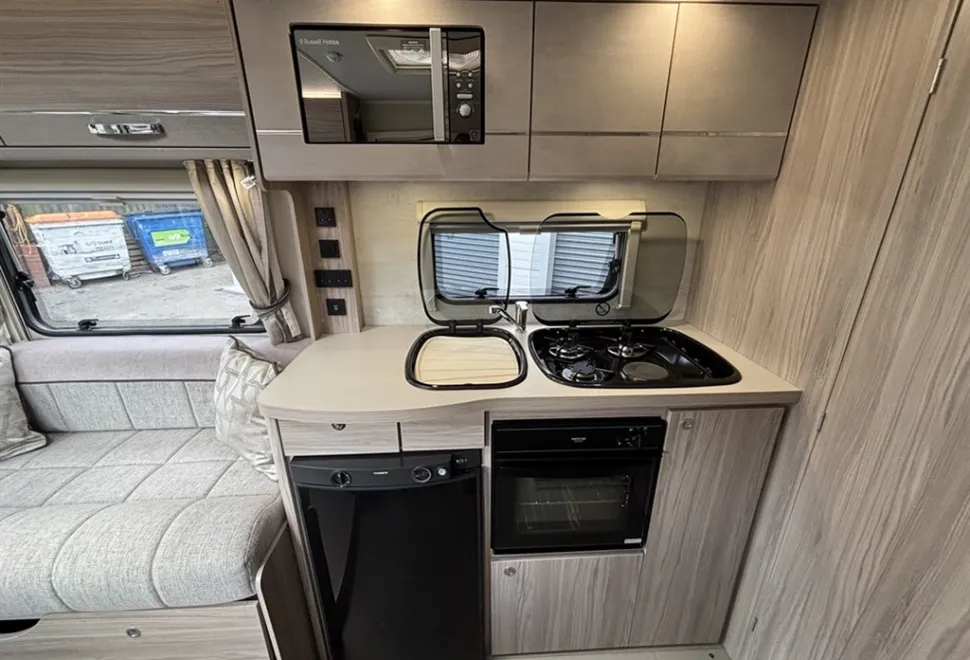 Elddis Prestige 105 2021