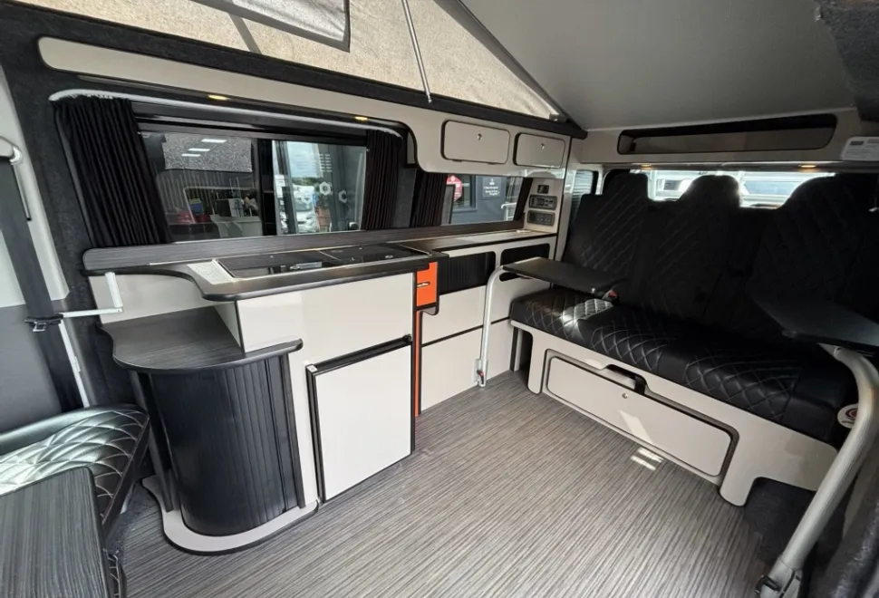 Camper King Santorini  2021
