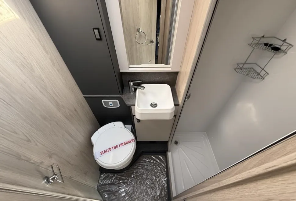 Auto-Trail F-Line F74 2025