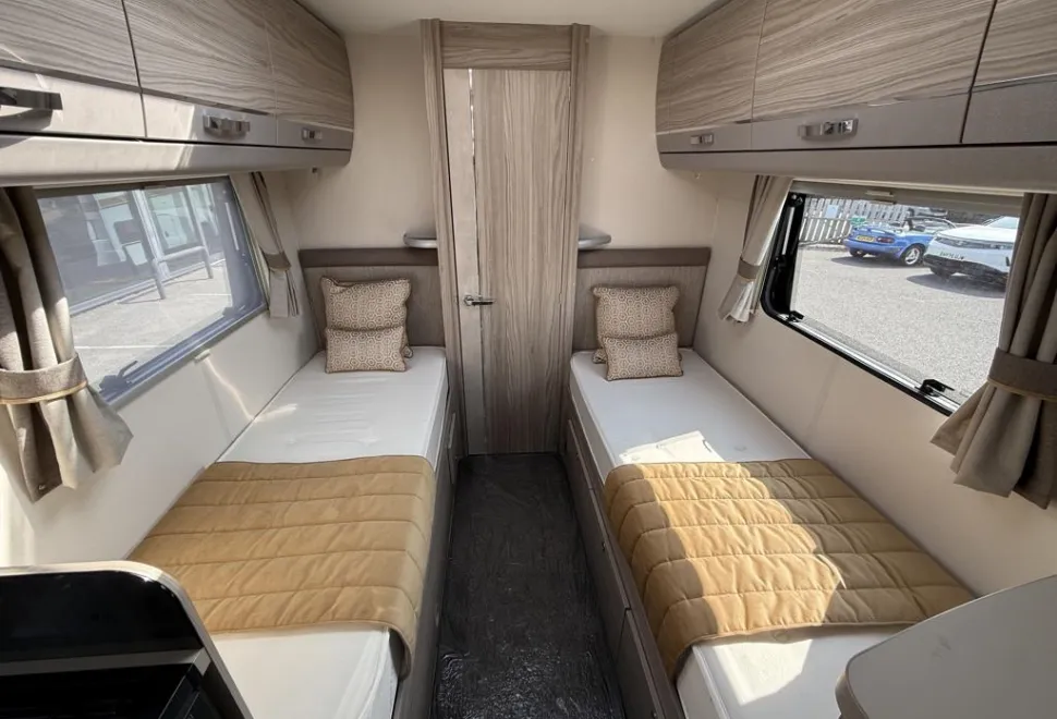 Elddis Evolution 185 2023