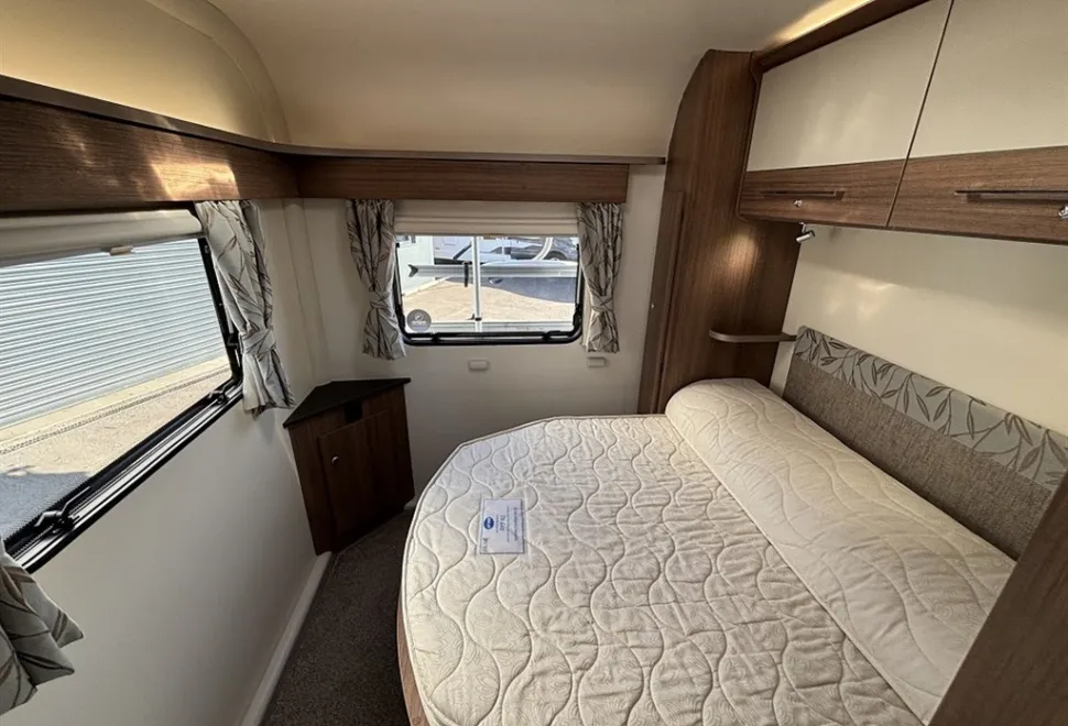 Bailey Advance 74-2 2018