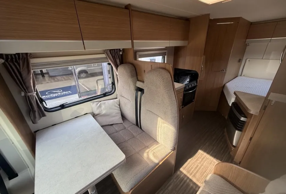 Auto-Trail Tribute T715 2015