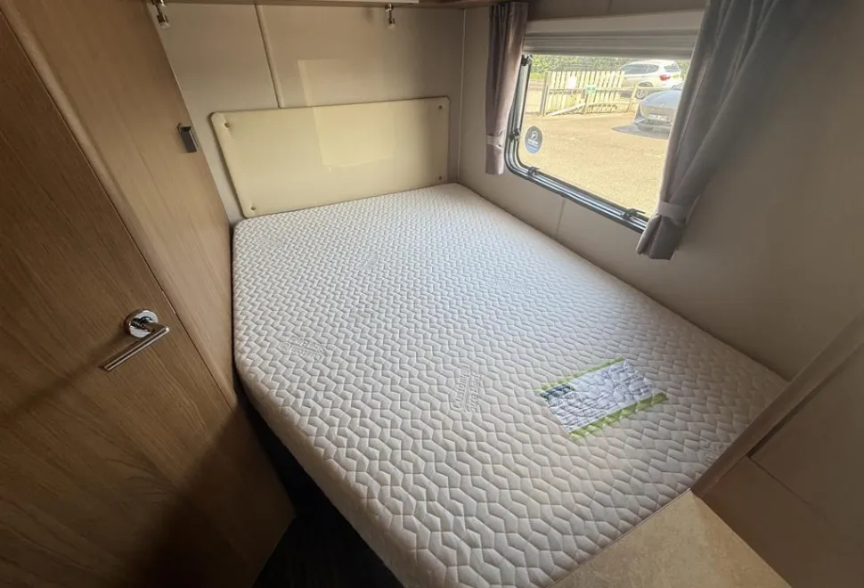 Auto-Trail Tribute T715 2015