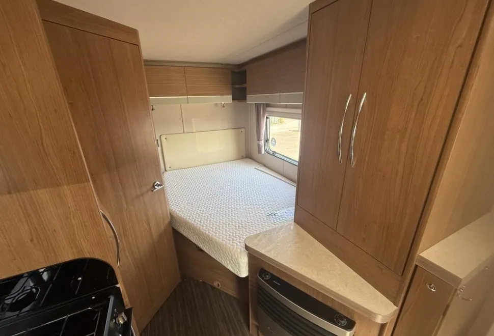 Auto-Trail Tribute T715 2015