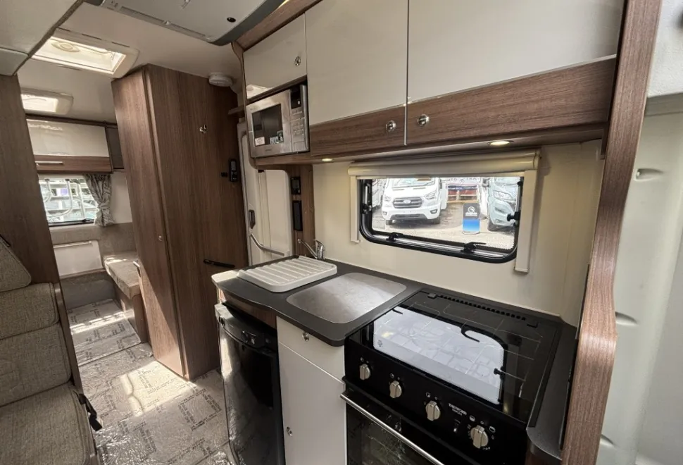Bailey Advance 70-6 2019