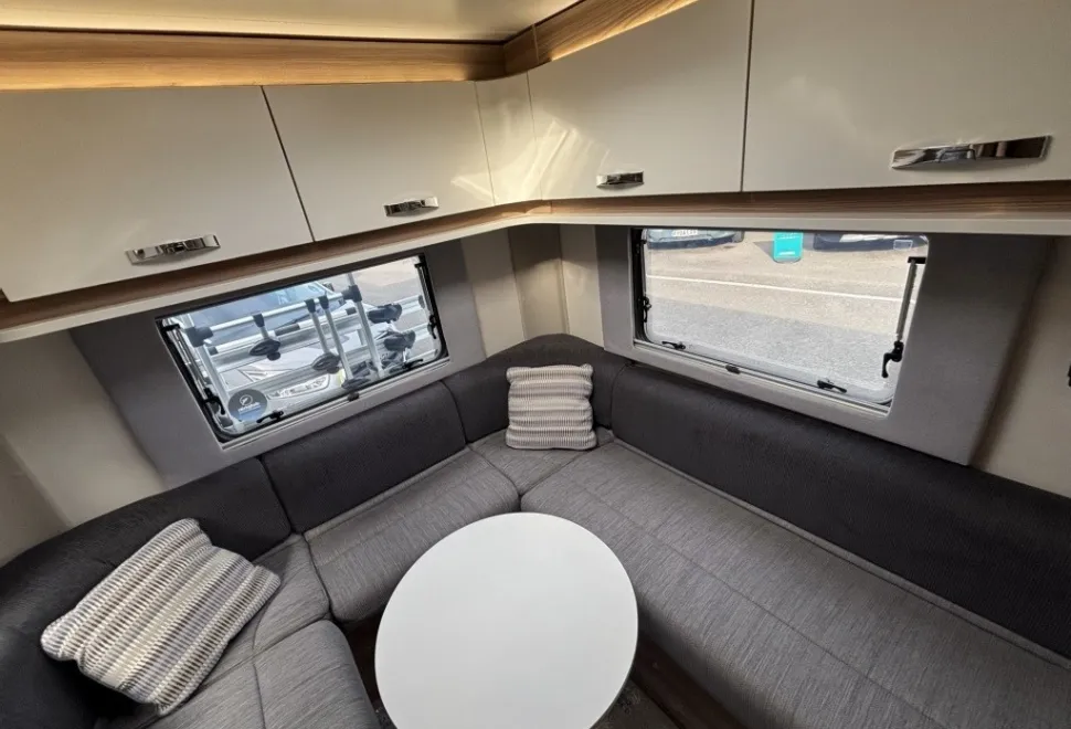 Swift Spirit 674 2018