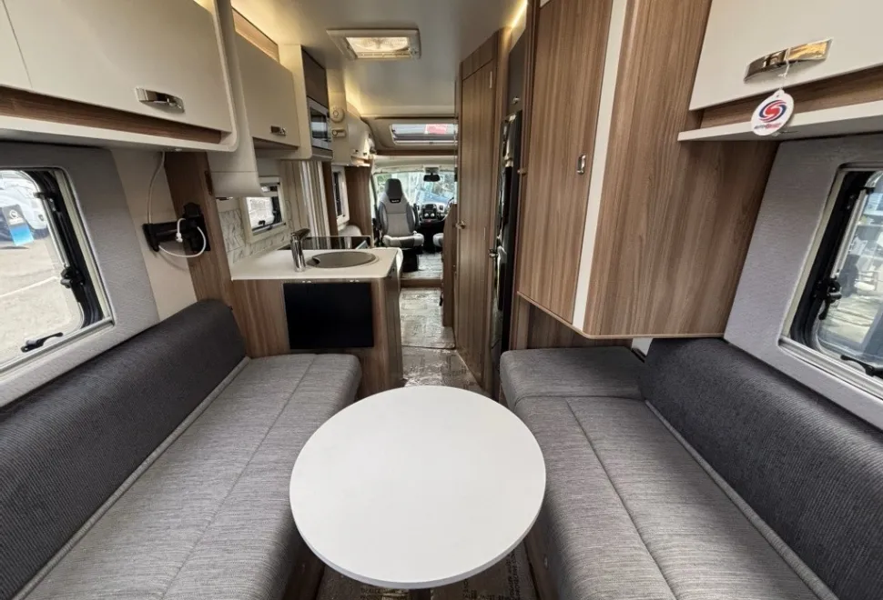 Swift Spirit 674 2018