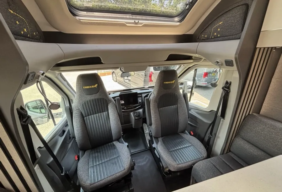 Swift Trekker 584 2026