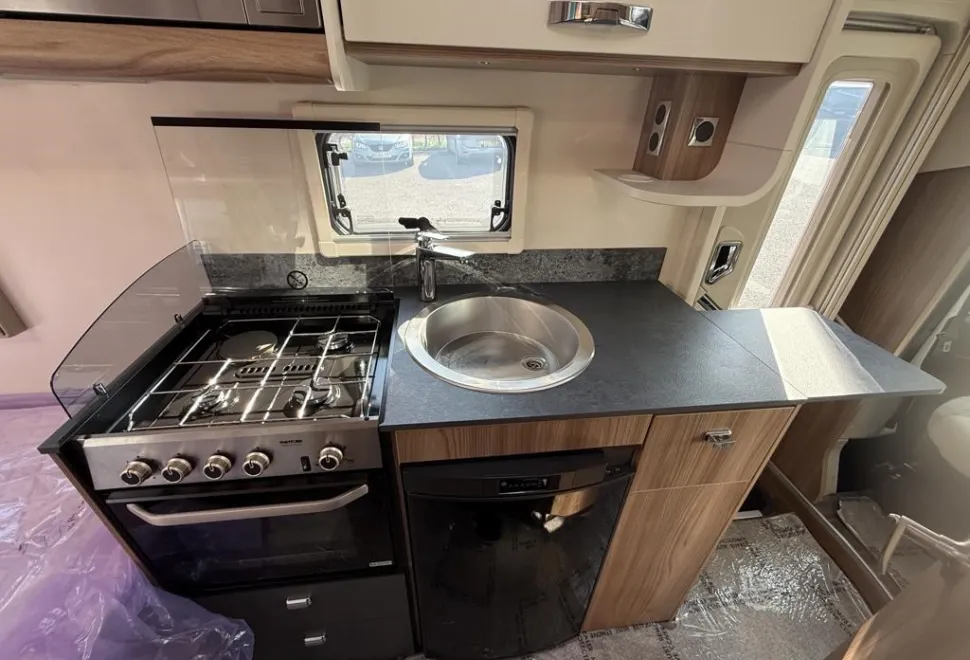 Swift Select Compact C502 2023