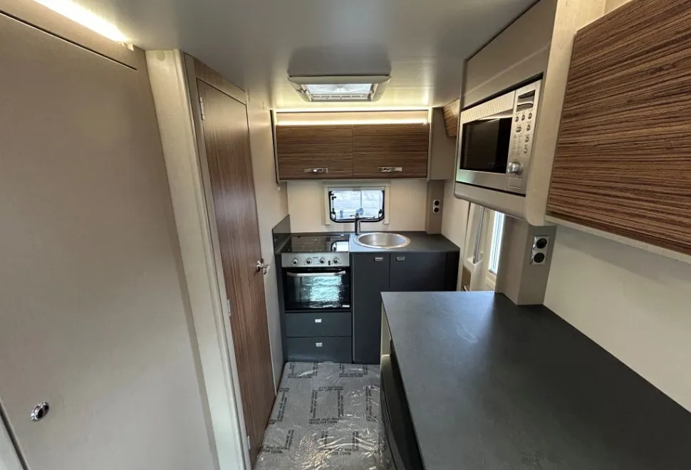 Swift Vogue 412 2020