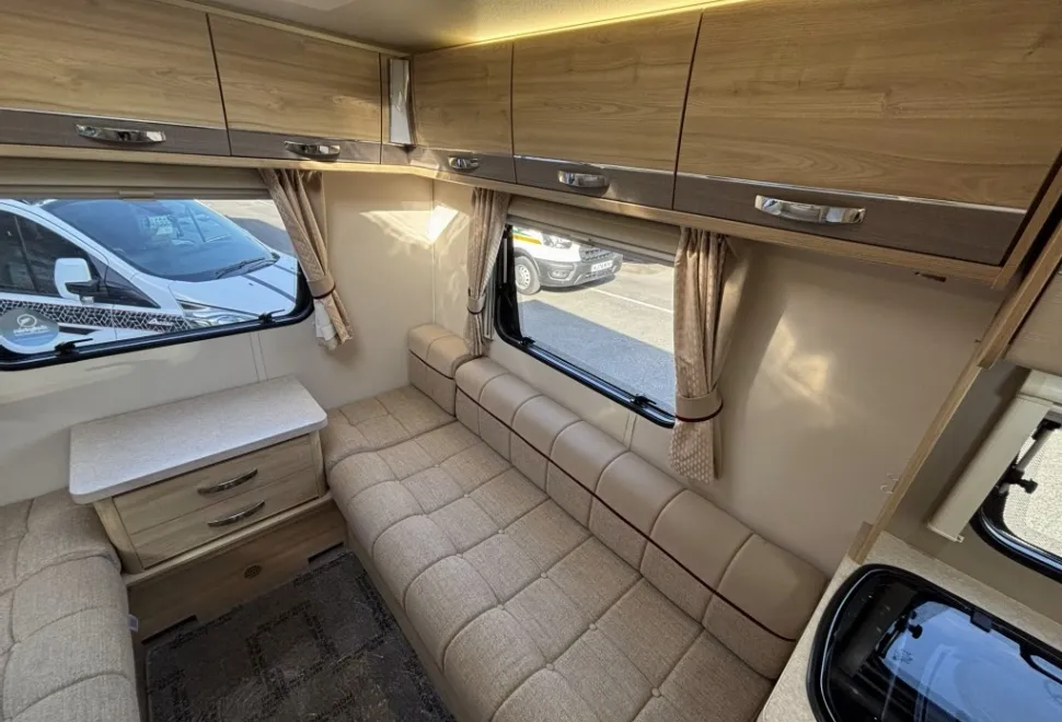 Elddis Majestic 120 2017