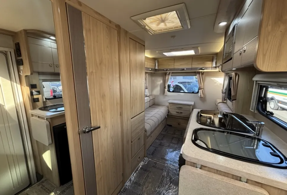 Elddis Majestic 120 2017