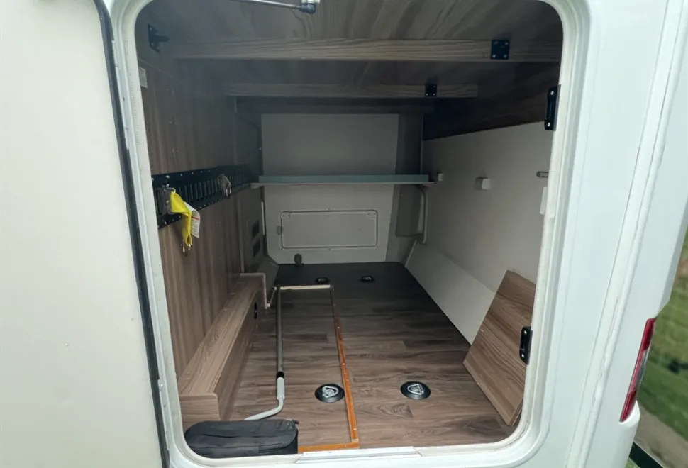Swift Escape 684 2020