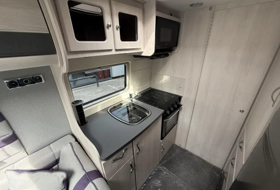 Auto-Sleepers Kemerton XL 2021
